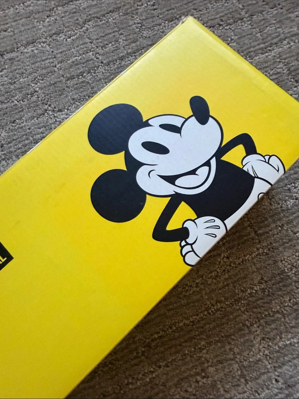 Disney x Vans Old Skool 'Mickey' Sz 5.5 / 7 - Picture 8 of 10